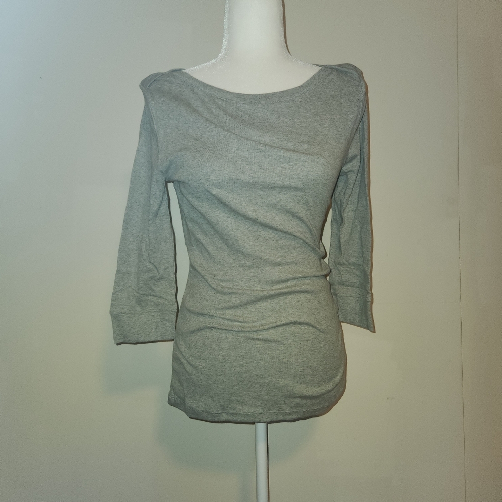 NWT Old Navy 100% Cotton Heather Grey Quarter Sleeve Top Medium M New With Tag